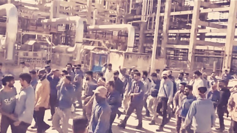 گزارشات تصویری چهارمین روز اعتصاب سراسری صنایع نفت و فولاد – دوشنبه ۴ اردیبهشت ۱۴۰۲