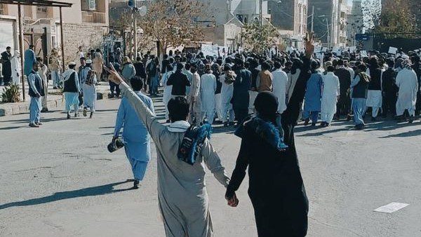 گزارشات تصویری از اعتراضات شهرهای مختلف سیستان و بلوچستان – جمعه ۲ تیر ۱۴۰۲
